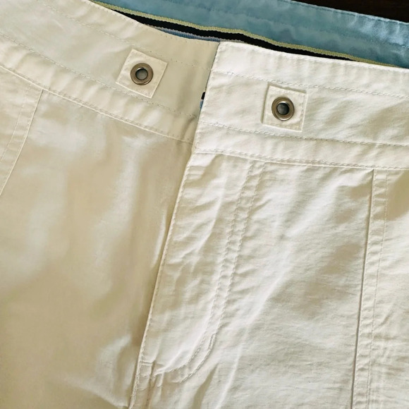 G.H. Bass & Co. White Flare Pants - Size 6 - Picture 11 of 11